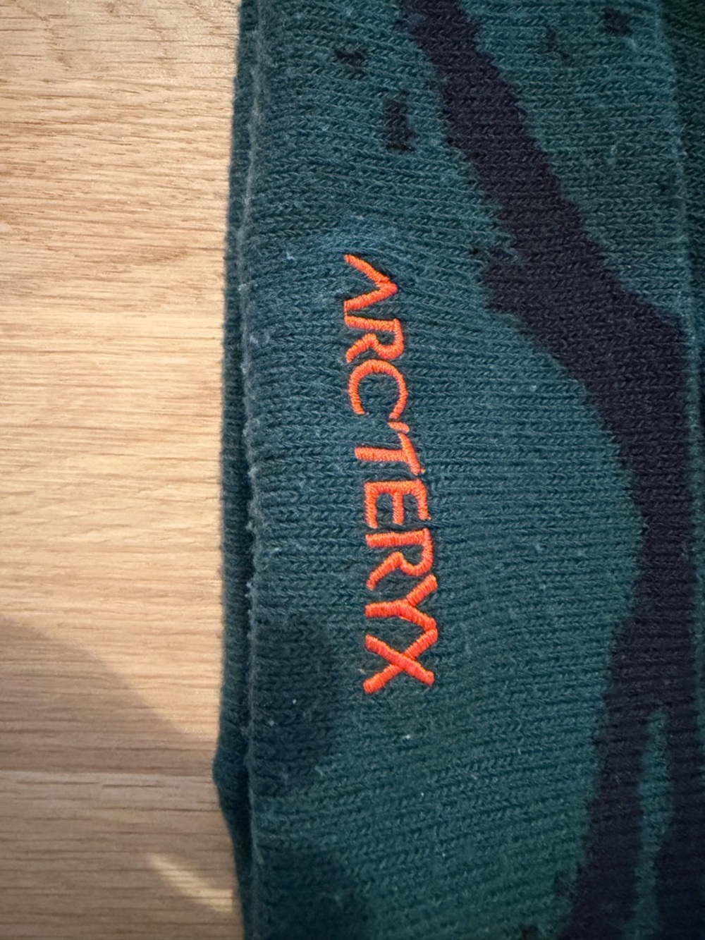 Arc'teryx Grotto Toque - Picture 3 of 5